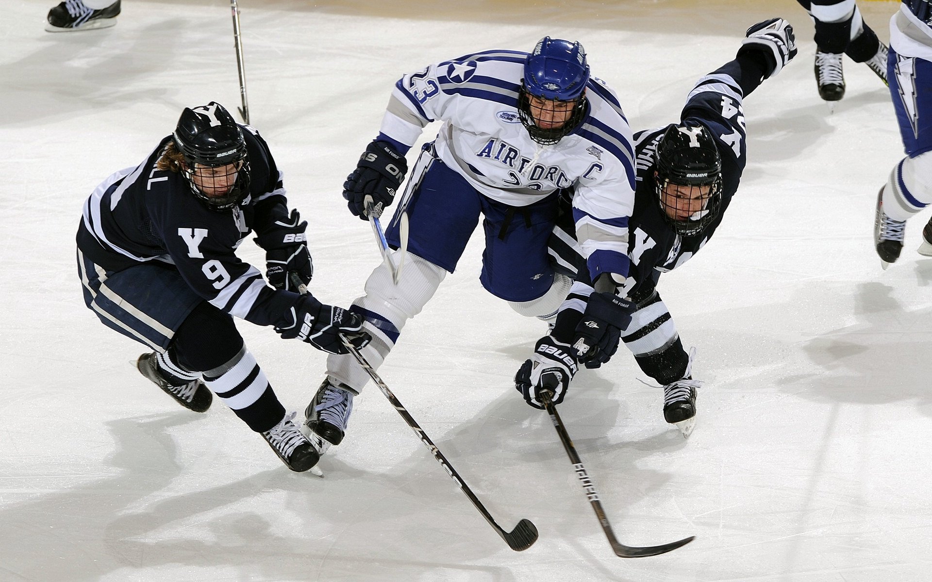 荒野行动“幸存者之战”全国线下总决赛开启,2020荒野行动